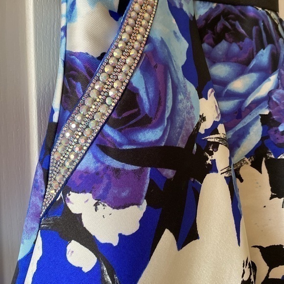 NWOT XTRAORDINARY  girls size 10 black with‎ multi blues dress - Picture 3 of 4